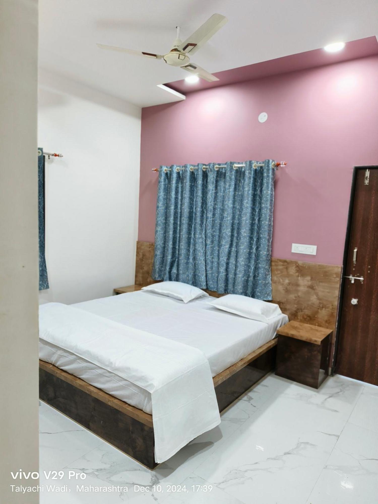 Hotel Shree Jyotirlinga Residency Ellora Exterior foto